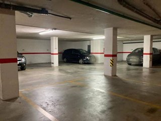 Garaje en venta en El Alborgí en Paterna