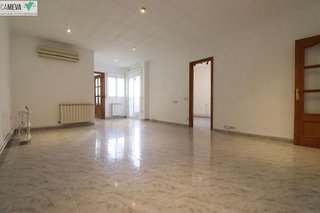 Piso en venta en Ca n'Anglada en Terrassa