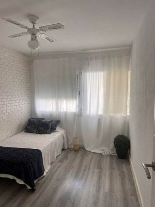 Local comercial en venta en Les Planes en Hospitalet de Llobregat, L´