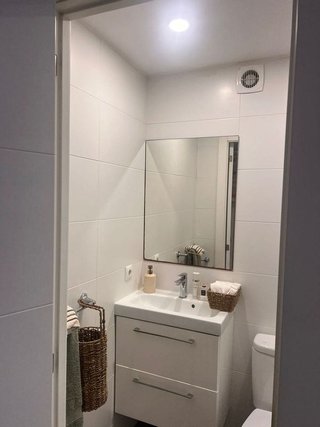 Local comercial en venta en Les Planes en Hospitalet de Llobregat, L´