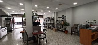 Local comercial en venta en Passeig Maragall - Zona Estació en Gavà