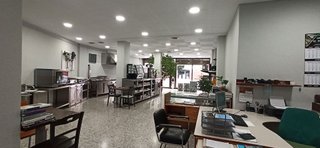 Local comercial en venta en Passeig Maragall - Zona Estació en Gavà