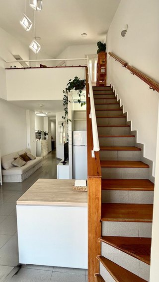 Ático Loft Reformado con Terraza Privada y Vistas