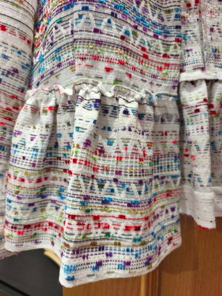 Chaqueta blanca con bordados