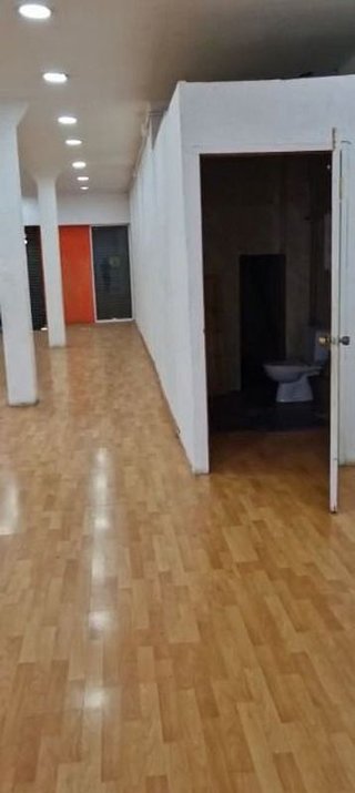 Local comercial en venta en Creu de Barberà en Sabadell