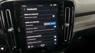 Volvo XC40 2022