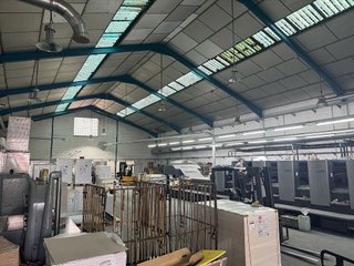 Nave industrial en venta en Montserrat - Parque Empresarial en San Fernando de Henares