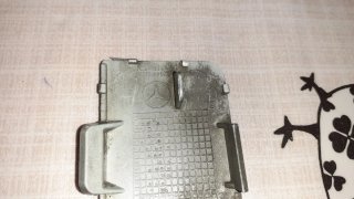 Tapa parachoques Mercedes
