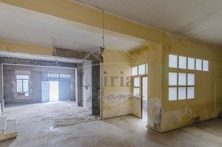 Local comercial en venta en Santa Bárbara en Llíria