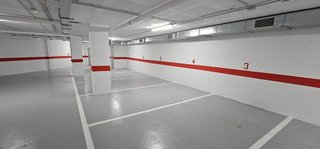 Garaje en venta en Zona Puerto Deportivo en Fuengirola