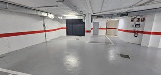 Garaje en venta en Zona Puerto Deportivo en Fuengirola