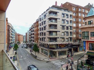 Piso en alquiler en Zona Teatro Campoamor en Oviedo