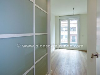 Piso en alquiler en Zona Teatro Campoamor en Oviedo