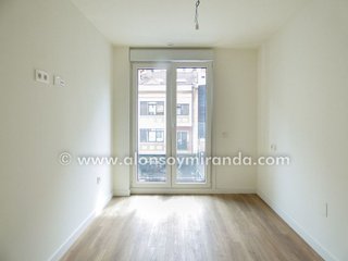Piso en alquiler en Zona Teatro Campoamor en Oviedo