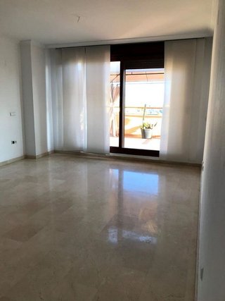 Dúplex en alquiler en Torrequebrada en Benalmádena