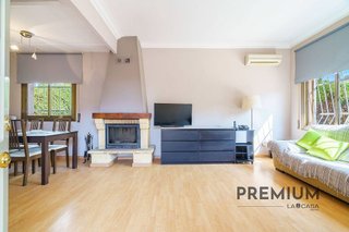 Chalet en venta en Can Bou en Castelldefels