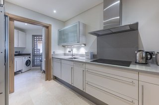 Piso en alquiler en Sierra Blanca en Marbella