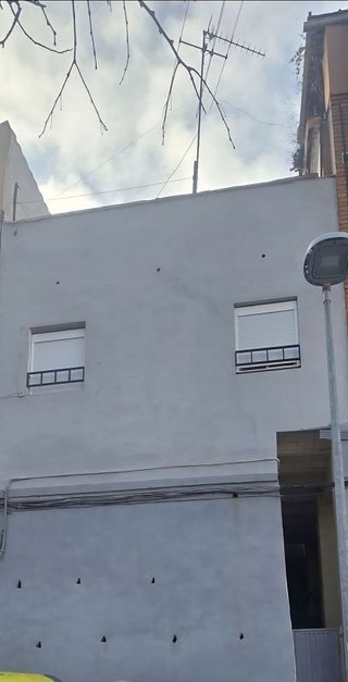 Edificio en venta en El Raval - Safaretjos en Santa Coloma de Gramanet