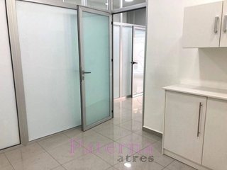 Local comercial en alquiler en Centro Ciudad en Paterna