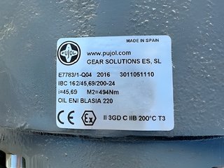Depósito Poliéster 8.000 litros Patas y Agitador