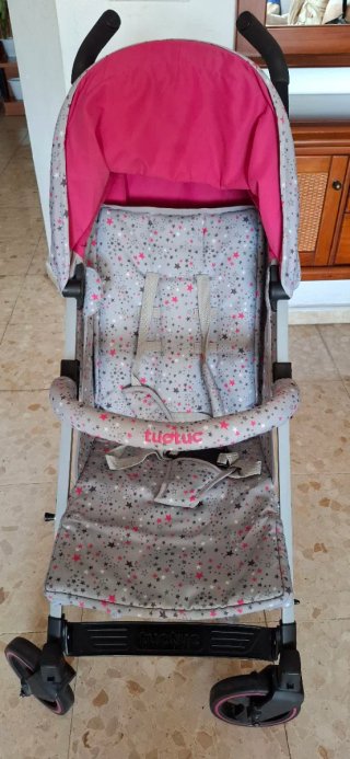 Carrito de bebé con estrellas