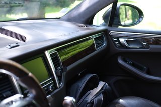 Porsche Macan Turbo Pack Elegance