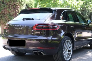 Porsche Macan Turbo Pack Elegance