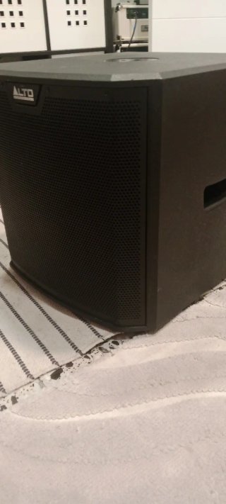 Altavoz activo y subwoofer activo Alto negro