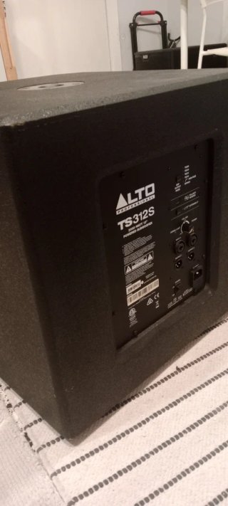 Altavoz activo y subwoofer activo Alto negro