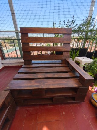 Sofá de palets de madera