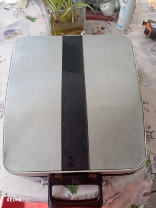Máquina de escribir Olivetti Lettera DL