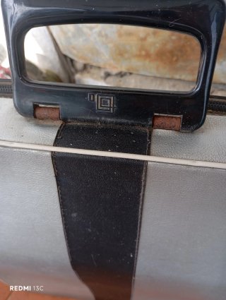 Máquina de escribir Olivetti Lettera DL