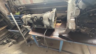 Motor BMW 750i y caja de cambios