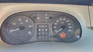 CAMPER RENAULT TRAFIC EMBRAGUE NUEVO CAMA Y+3PLAZ.