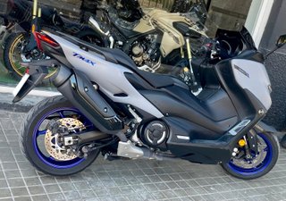 Yamaha TMAX 560 2022 - 7000 km - GARANTIA 1 AÑO