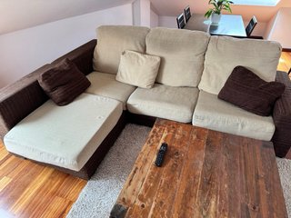 Sofá chaise longue tela beige y marrón