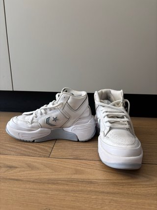 Zapatillas Converse Blancas y Azules