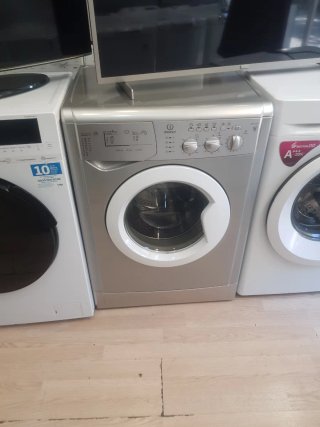 Lavadora Indesit con garantía y transporte