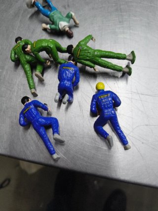 7 Figuras Scalextric Mecánicos Rally 1:32