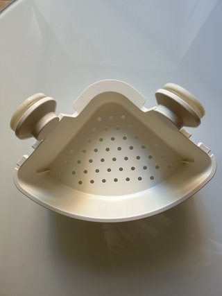 Cesto TISKEN IKEA con ventosa