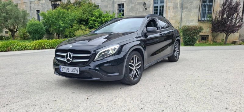 Mercedes-Benz GLA 2016 - foto 1