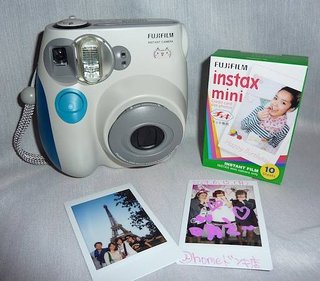Cámara Fujifilm Instax Mini 7S + Película