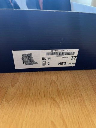 Botín Piel Desiree SARA44 Negro Talla 37