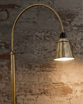 Lampada da terra vintage in metallo