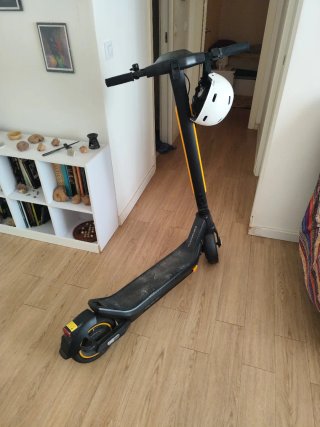 Patinete Cecotec Bongo X45 900W DGT