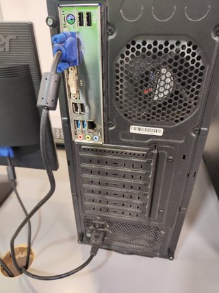 PC Sobremesa Negro Completo
