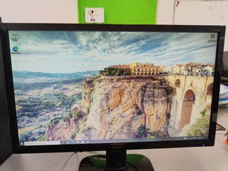 PC Sobremesa Negro Completo