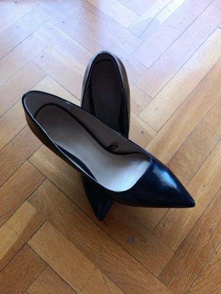Zapatos de tacón Zara negros