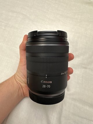 Canon EOS R + RF 28-70mm f2.8 + Cargador y Batería