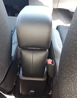 Reposabrazos premium nuevo Renault 5 ( nó antiguo)